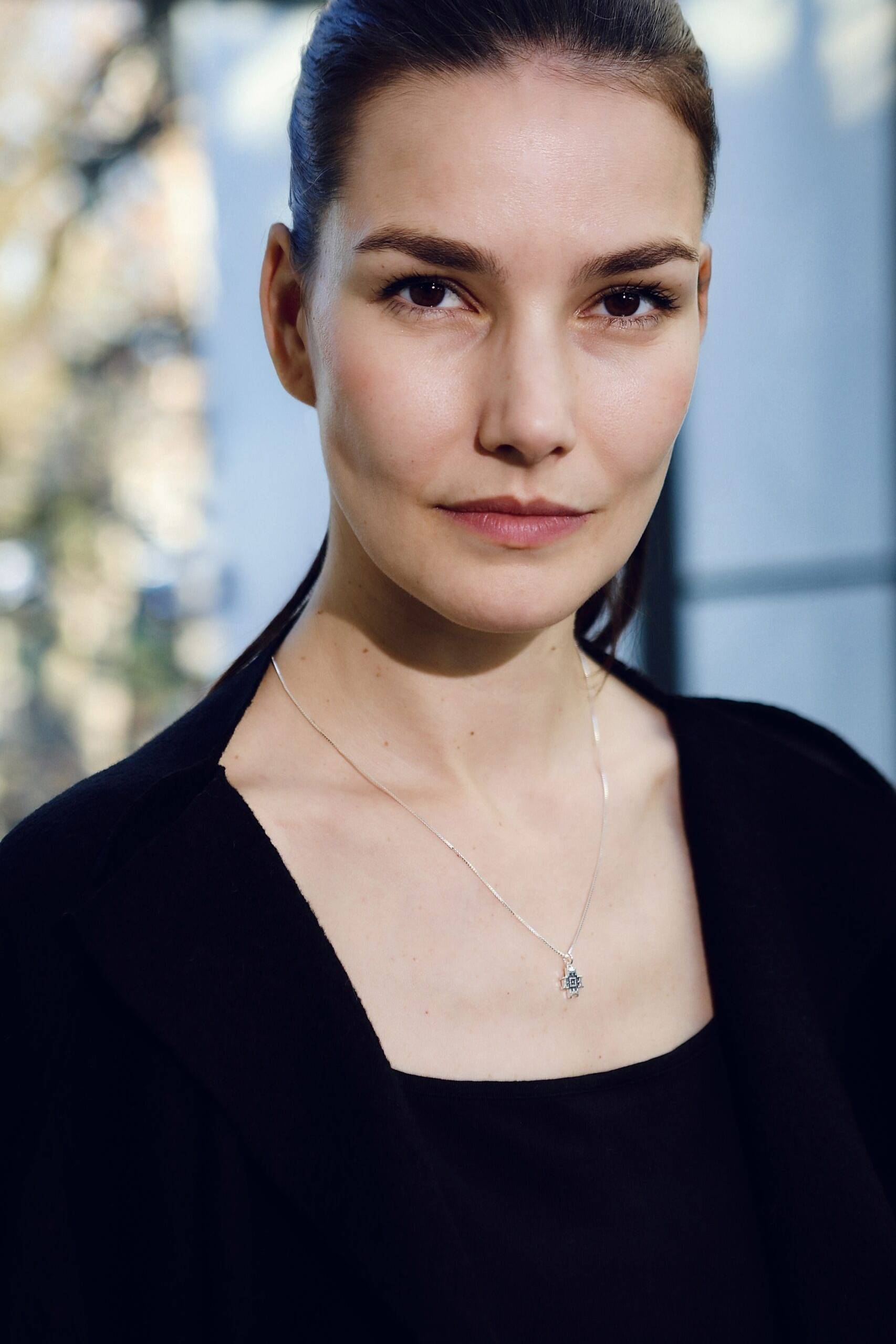 ZMIJANJE.design VRELO Silver Necklace